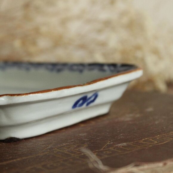 Vintage 1800s Sometsuke Plate, Antique Crane Pattern Blue And White Small Tray - Picture 10 of 13